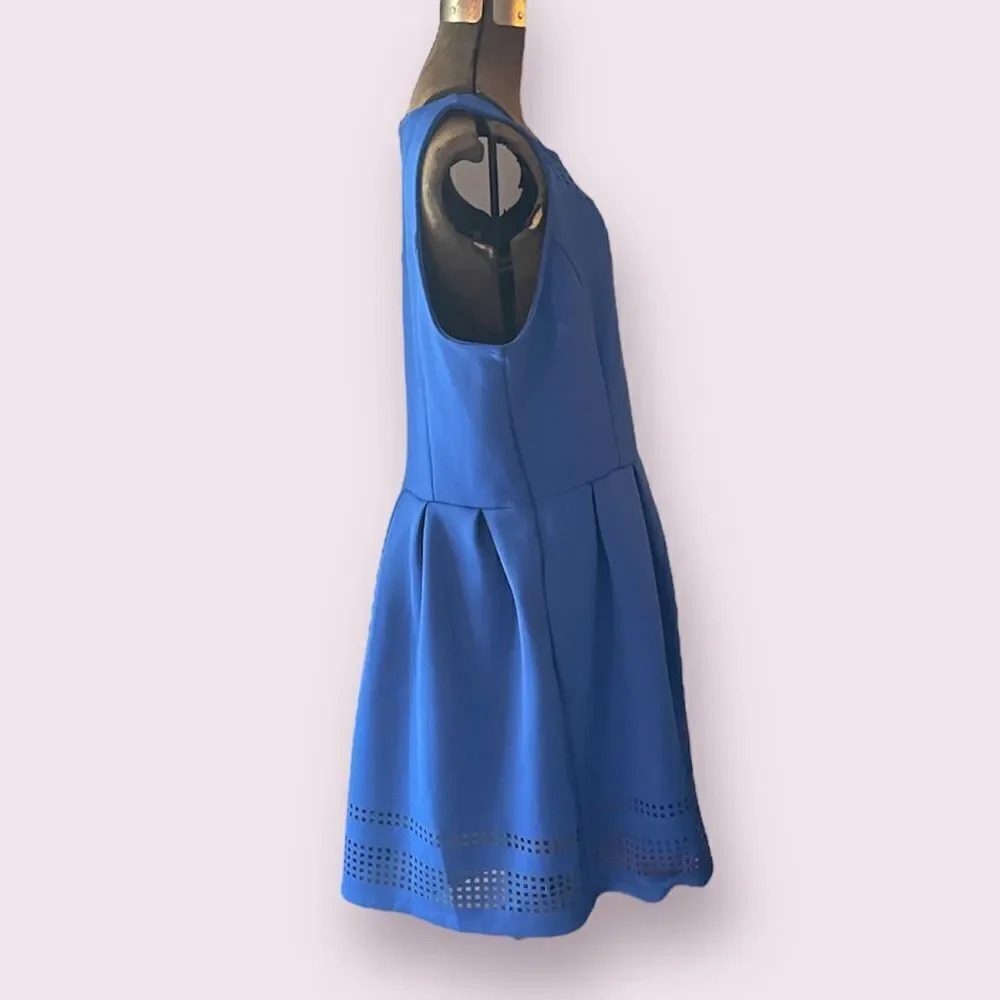 Apt. 9 | Women's Laser-Cut Fit & Flare Scuba Dress - Picture 5 of 8